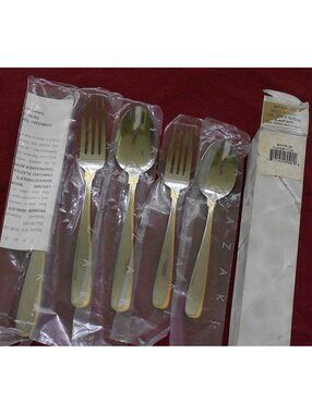 New Rare Yamazaki Affair Gold Accent 5 pc place setting JAPAN